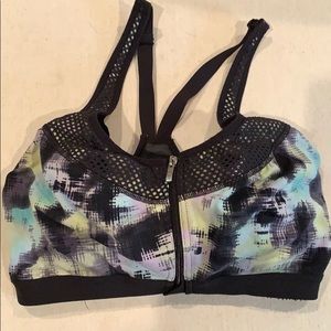 Underwire Victors Secret sports bra